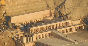 معبد مقبره ملکه حتشپ سوت