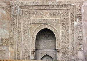 محراب مسجد جامع نیرز-دوره ایلخانی